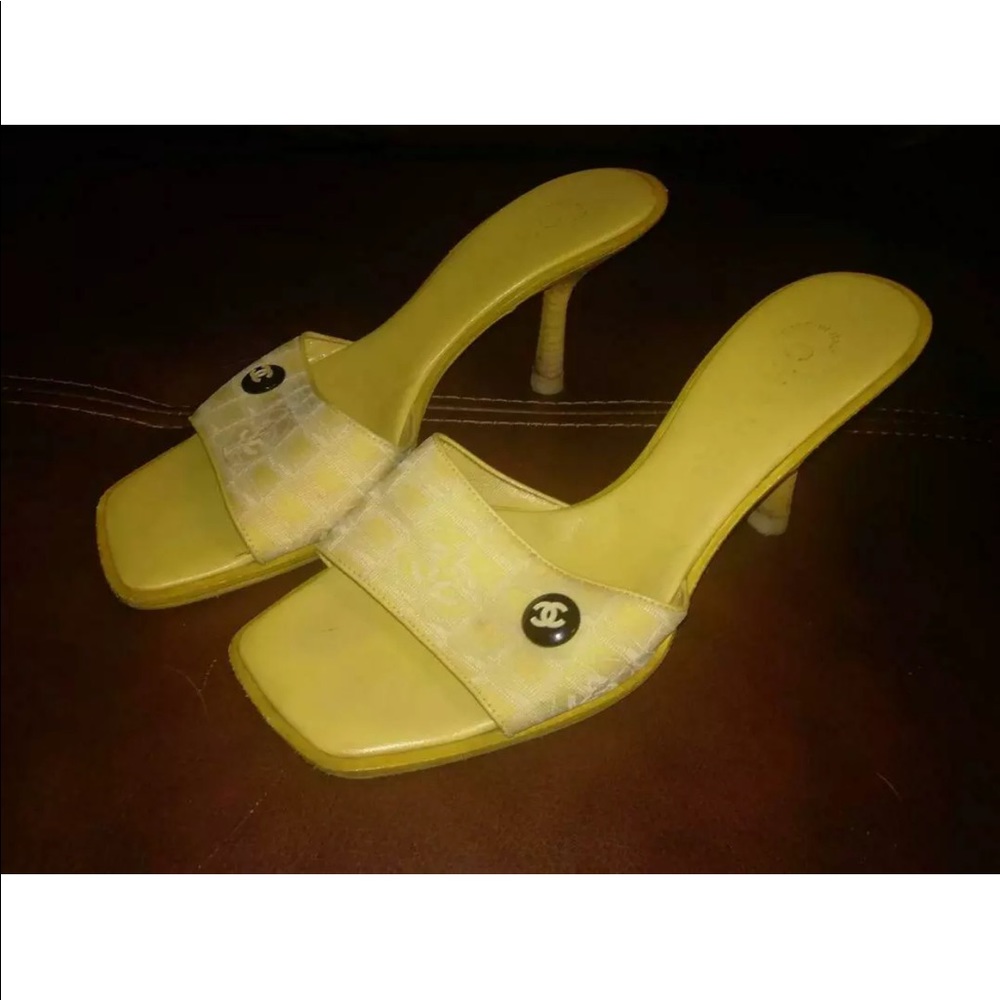 Auth Chanel mules yellow